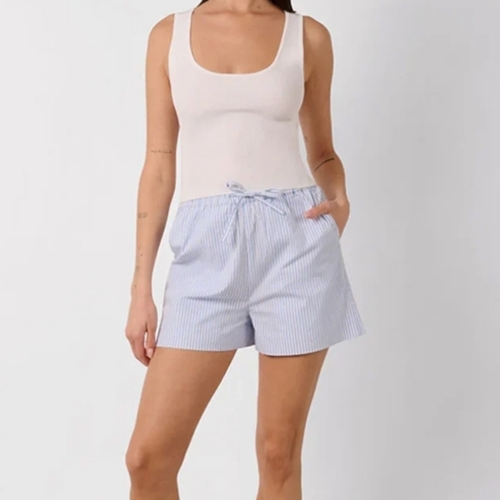 Medium WeWoreWhat Classic Blue Tie Waist Shorts